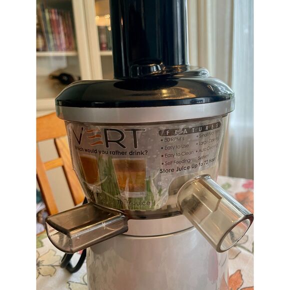 Omega Vert Juicer VRT350 - Picture 2 of 6